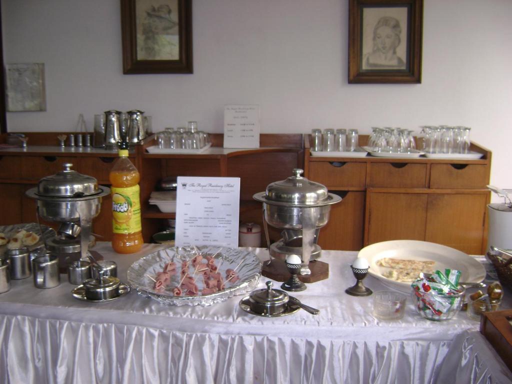 Hotel The Royal Residency 3*
